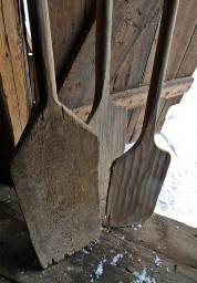 деревянная лопата